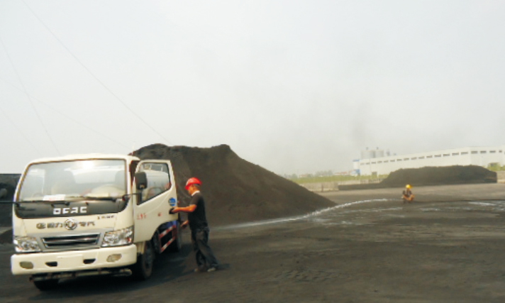 貨場(chǎng)灑水車